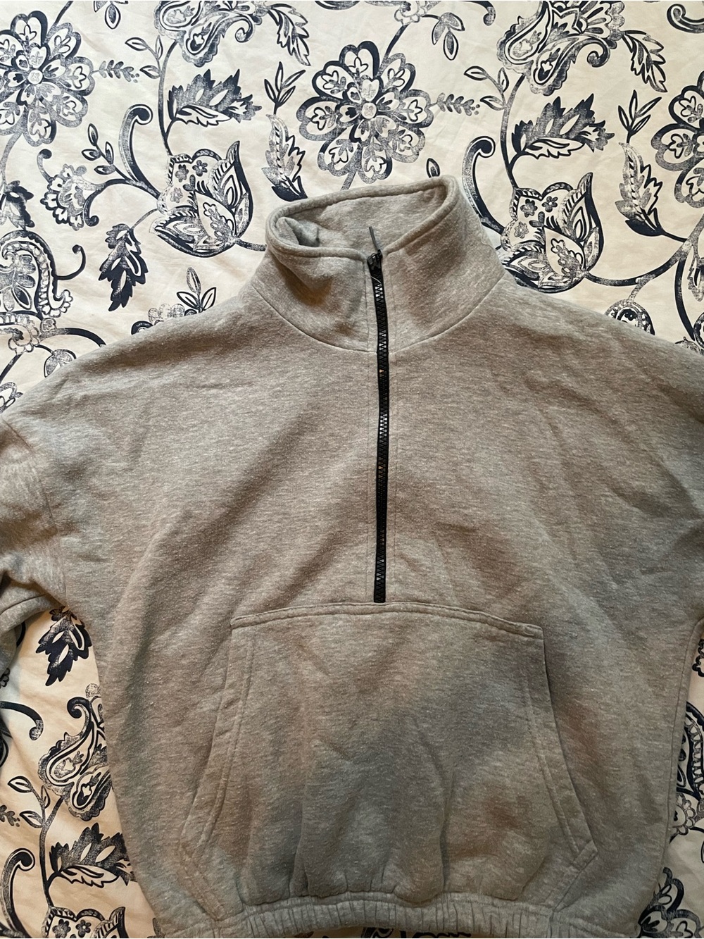 PrettyLittleThing Heather Gray Half-Zip Cowl Sweatshirt